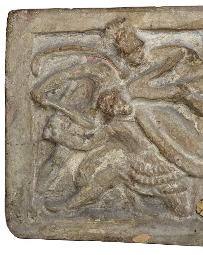 Urne cinéraire étrusque ornée du combat de l'homme à l'araire, 2e siècle avant  J.-C. - La Sculpture Françoise