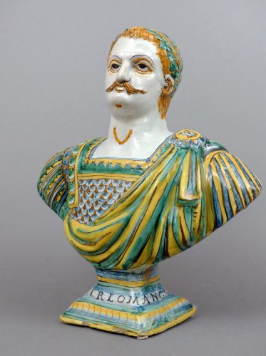 Buste en faïence de Deruta, représentant Charlemagne, du XVIIe siècle - Le Cabinet d'Amateur