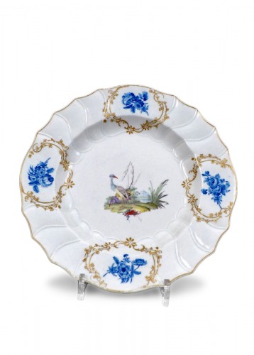 Plat en porcelaine de La Haie du XVIIIe siècle