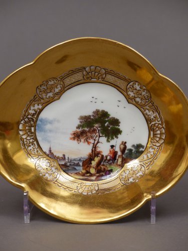 Paire de tasses en porcelaine de Meissen du début XVIIIe siècle - Céramiques, Porcelaines Style 