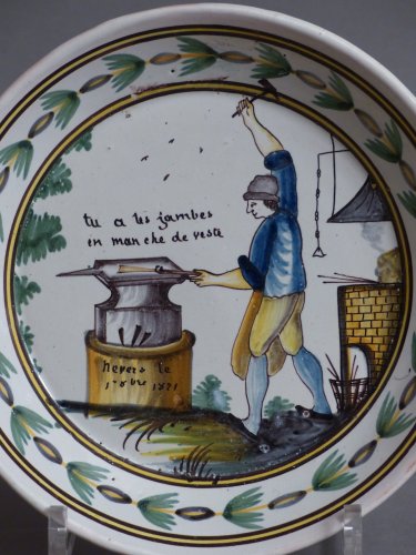 Assiette de "métier" en faïence de Nevers - Céramiques, Porcelaines Style 
