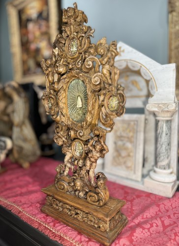 Reliquaire du XVIIIe siècle de Saint Alexandre à décor d’angelots - 
