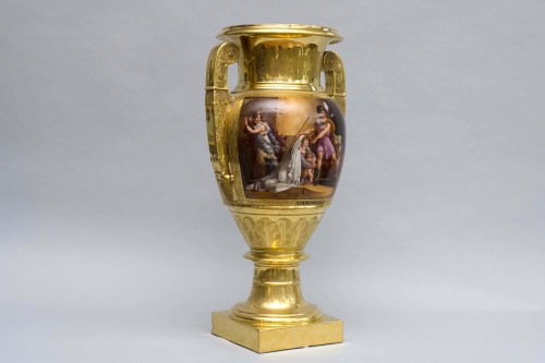 Céramiques, Porcelaines  - Monumental vase Empire "Andromaque et Pyrrhus", attribué à Darte Frères à Paris