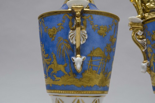 Louis XVI - Paire de grands vases aux lions, Russie (Fin 18e siècle)