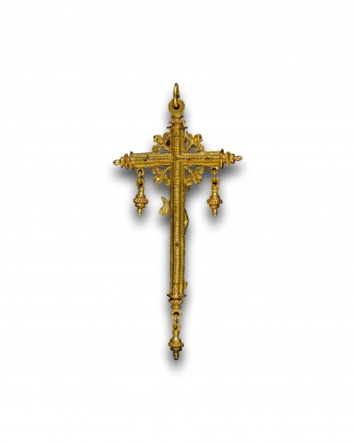 Pendentif crucifix Renaissance en or émaillé - Espagne fin XVIe siècle - Bijouterie, Joaillerie Style 