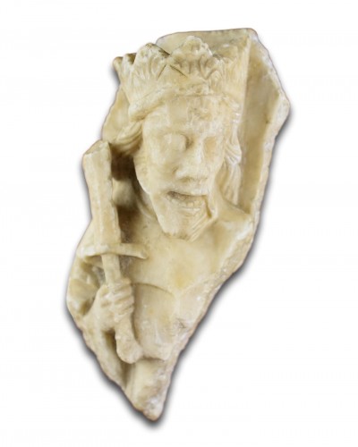 Antiquités - Fragment d'albâtre de Nottingham d'un roi, Angleterre XVe siècle