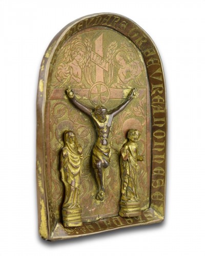 Pax en cuivre doré gravé avec la crucifixion, France ou Angleterre XVe siècle - Art sacré, objets religieux Style 