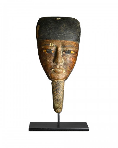 Masque de momie en bois peint, Égypte période dynastique tardive, ca. 712 à 332 av