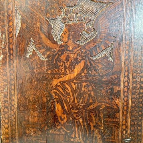Cabinet de pyrogravure en bois de cyprès. Italie du Nord, fin du 16e siècle - Matthew Holder