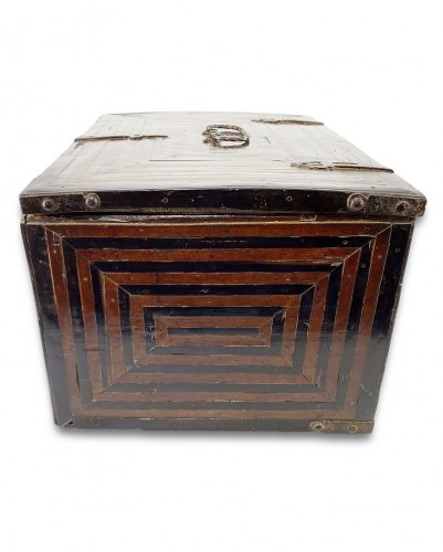Antiquités - Cabinet de table colonial, Mexique seconde moitié du 17e siècle