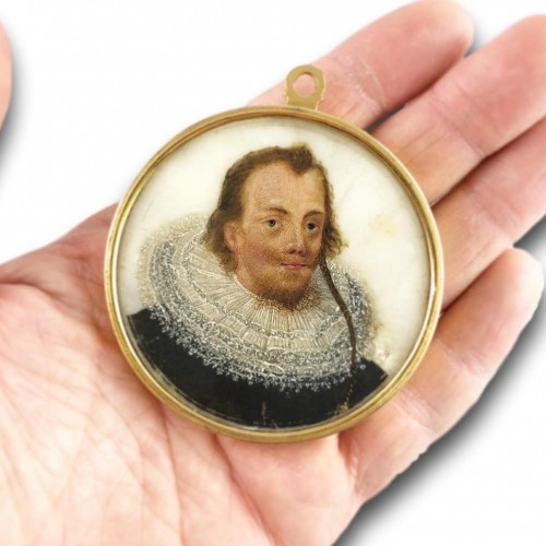 Objets de Vitrine Miniatures - Portrait miniature recto-verso sur albâtre - Europe du Nord XVIIe siècle