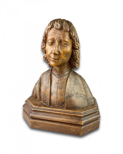 XIe au XVe siècle - Buste en chêne de Saint Jean l'Evangéliste. France XVe siècle