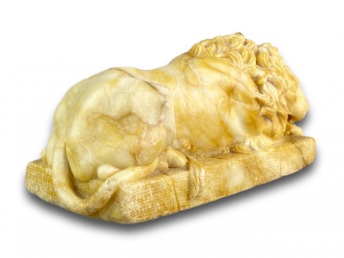 Paire de lions de Canova en albâtre, Italie XIXe siècle - 