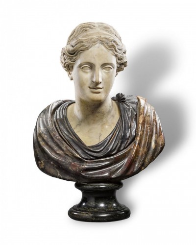 Antiquités - Buste de femme en marbre et bronze, Italie XIXe siècle et avant
