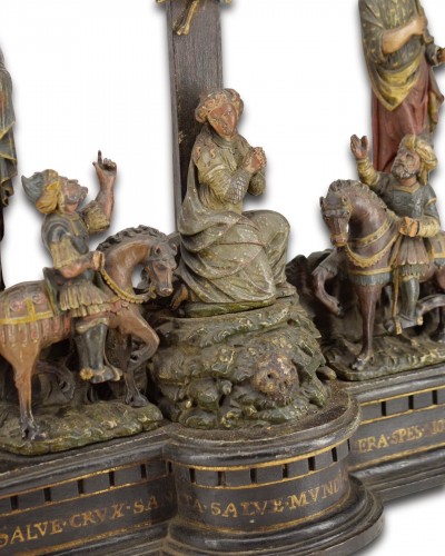 Art sacré, objets religieux  - Retable de calvaire en bois polychrome, Français milieu du XVIe siècle