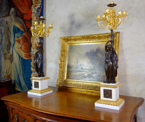 Grande paire de candélabres à l’antique signée James Pradier - Luminaires Style Napoléon III
