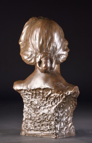 Art nouveau - Buste féminin d'Arthur Puyt (1873-1955)
