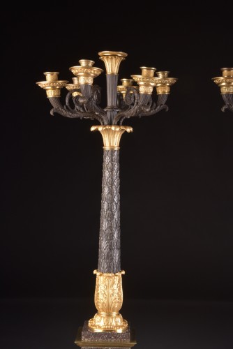 Paire de grands candélabres en porphyre - Mora Antiques