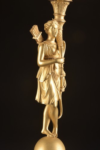 Antiquités - Paire de candélabres en bronze doré, début XIXe siècle