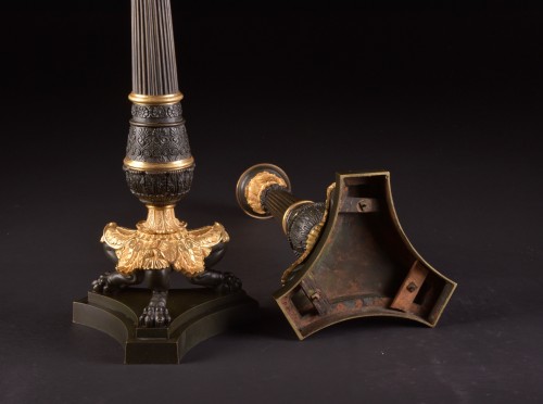 Antiquités - Paire de candélabres Charles X en bronze