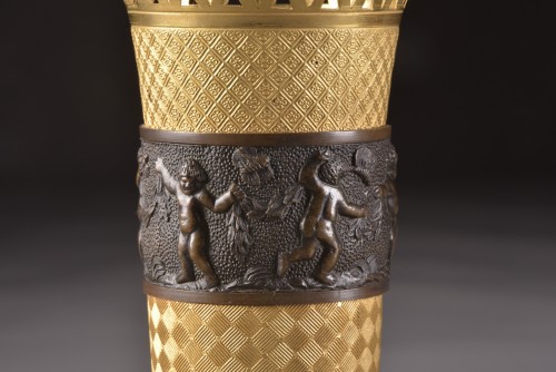 XIXe siècle - Paire de vases Empire en bronze