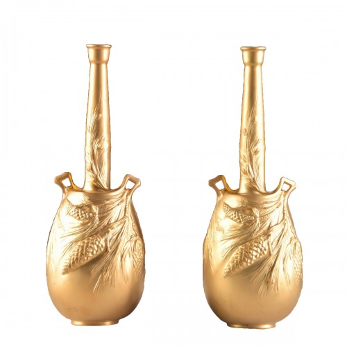 Alexandre Vibert (1847 - 1909) - Paire de vases en bronze doré