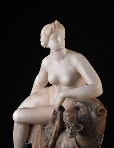 XIXe siècle - Ariane sur la panthère-  Grand groupe en albâtre du 19e siècle