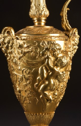Objet de décoration Cassolettes, coupe et vase - Paire d'aiguières Napoléon III en bronze doré