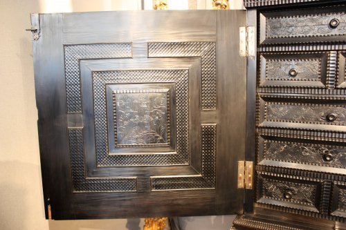 XVIIe siècle - Cabinet en ébène et bois noirci, Paris, première moitié du XVIIe