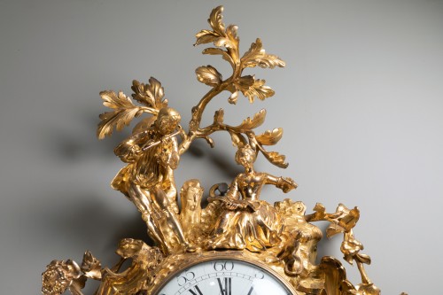 Important cartel en bronze doré d’époque Louis XV - Horlogerie Style Louis XV