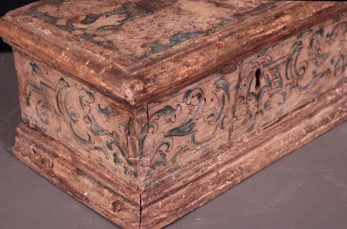 Coffret en bois laqué, Italie  XVIIe siècle - Numero 7 Antiquariato