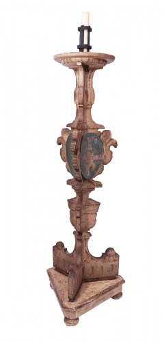 Grand chandelier en bois  peint, Toscane 17e siècle