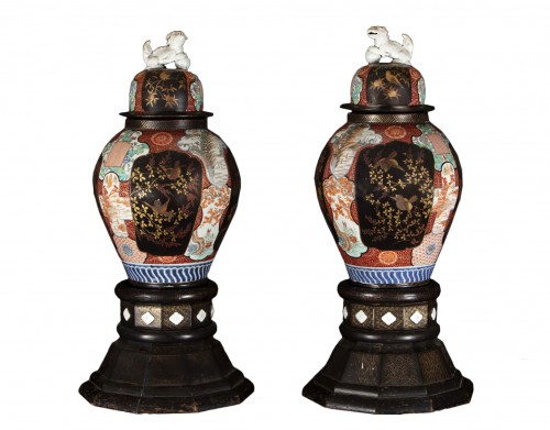 Paire de vases Imari Japon 19e siècle