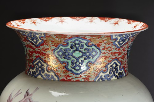 Céramiques, Porcelaines  - Monumental Vase Imari