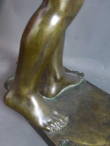 Sculpture Sculpture en Bronze - Francois Louis Virieux - Enfant au bras levé