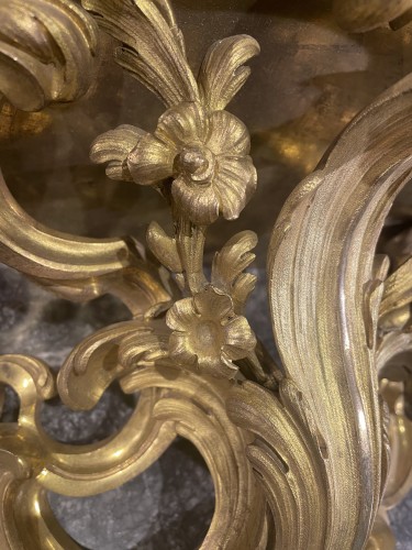 XVIIIe siècle - Console d'applique en bronze doré d'époque Louis XV