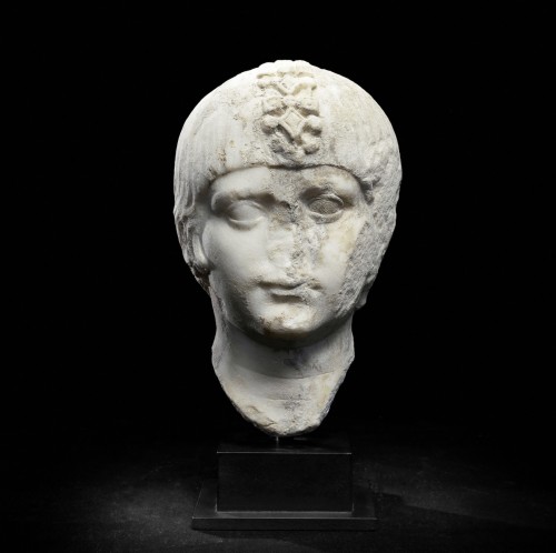 Archéologie  - Tête de garçon en marbre, art romain, 54-59 après J.-C.