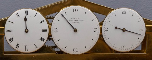 Horlogerie Pendule - Horloge squelette Regency en laiton doré
