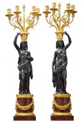 Grande paire de candélabres Louis XVI attribuée à François Rémond