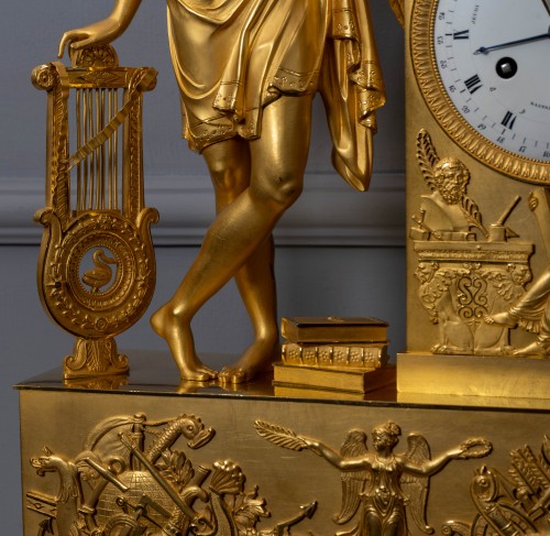 Horlogerie Pendule - Pendule Empire à manteau en bronze doré