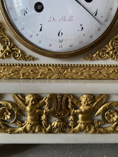 Horlogerie Pendule - Pendule en bronze doré et marbre blanc d'époque Louis XVI