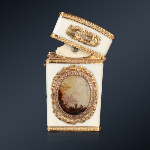 Étui à tablettes en ivoire monté en or du XVIIIe siècle, Paris, 1778-1779 - Objets de Vitrine Style Louis XVI