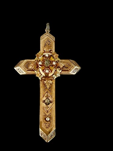 XIXe siècle - Grande croix en or d'époque Napoléon III
