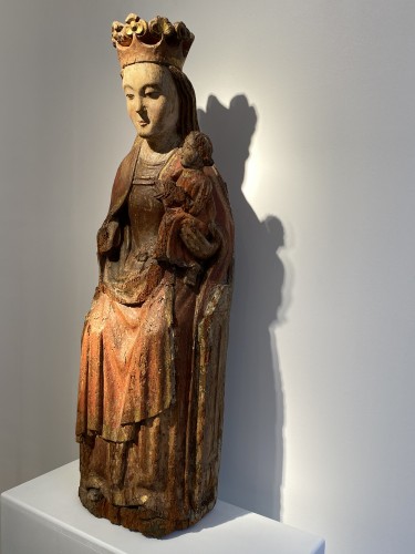 XIe au XVe siècle - Vierge à l'Enfant assise, France XIVe siècle