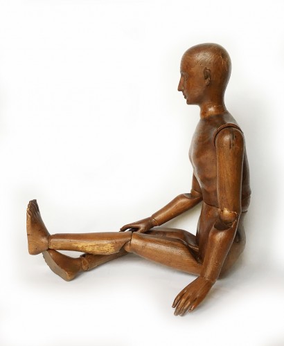 Mannequin d’artiste en bois sculpté. Italie ou France, fin du XIXe siècle - 