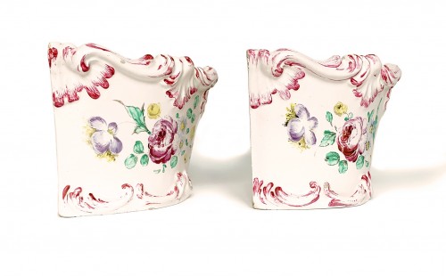 Antiquités - Pots de fleurs en faïence demi-lune Manufacture Samson & Fils, France fin XIXème s.