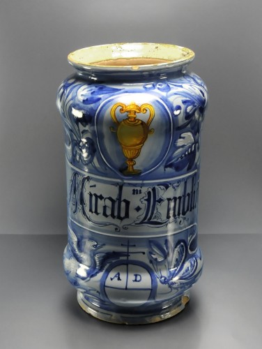 Céramiques, Porcelaines  - Albarello en majolique - Venise, deuxième tiers du XVIe siècle