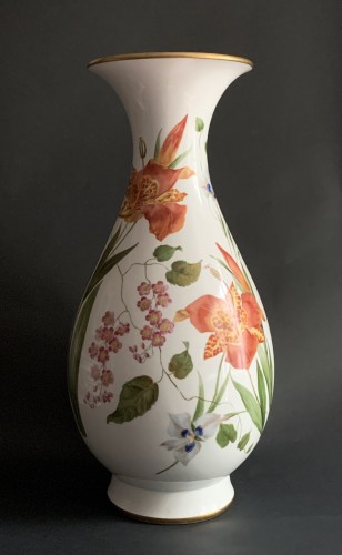 Vase Bertin en porcelaine de Sèvres - Sylvie Lhermite-King