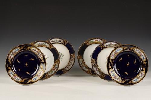 Ensemble de six assiettes en porcelaine, France circa 1880 - Céramiques, Porcelaines Style Napoléon III