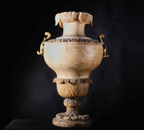 Objet de décoration Cassolettes, coupe et vase - Grande paire de vases en albâtre, Italie 1ère moitié du18e siècle